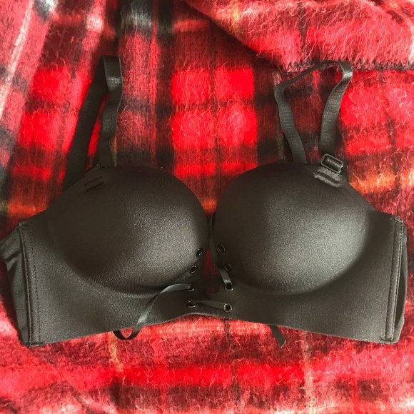 Other - Black Push Up Bra 32B NWT